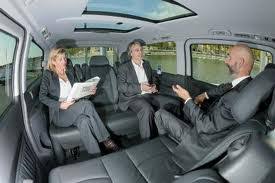 Passagers Véhicule Van avec Chauffeur pour transferts Biarritz Bilbao